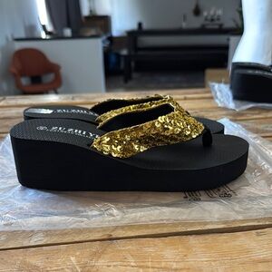 NWT Gold Sequin Black Platform Wedge Sandal